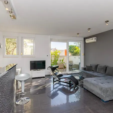 Black Star سبليت